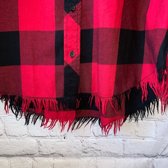 Beach lunch lounge Plaid Fringe Shirt - Picture 4 of 5